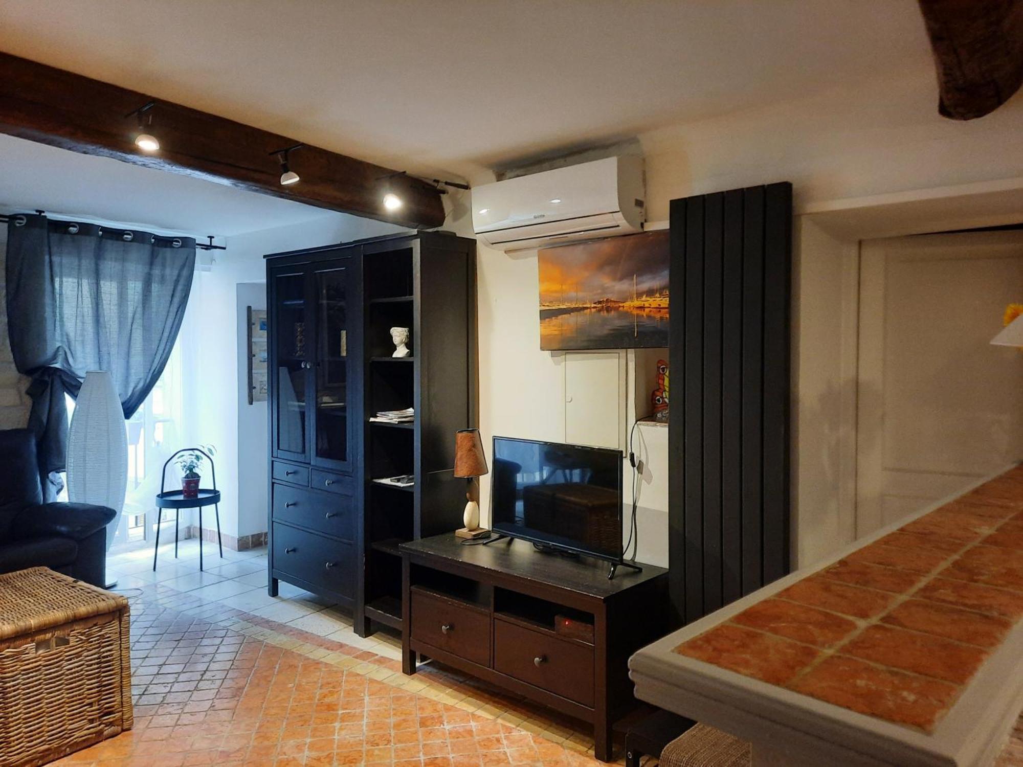 Vieille Ville 1 - Luca'S Apartment, 1 Bedroom, Max 2 Adults And 2 Kids Antibes Ngoại thất bức ảnh