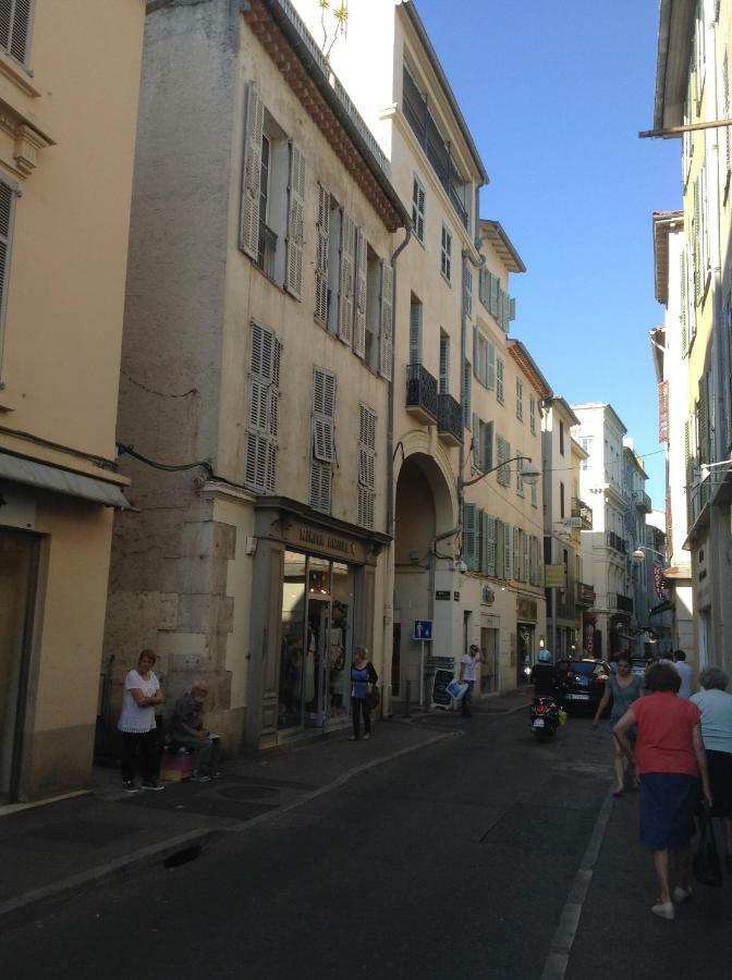 Vieille Ville 1 - Luca'S Apartment, 1 Bedroom, Max 2 Adults And 2 Kids Antibes Ngoại thất bức ảnh