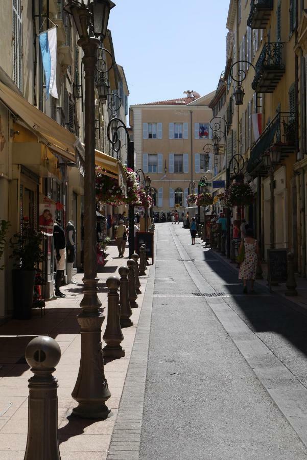 Vieille Ville 1 - Luca'S Apartment, 1 Bedroom, Max 2 Adults And 2 Kids Antibes Ngoại thất bức ảnh