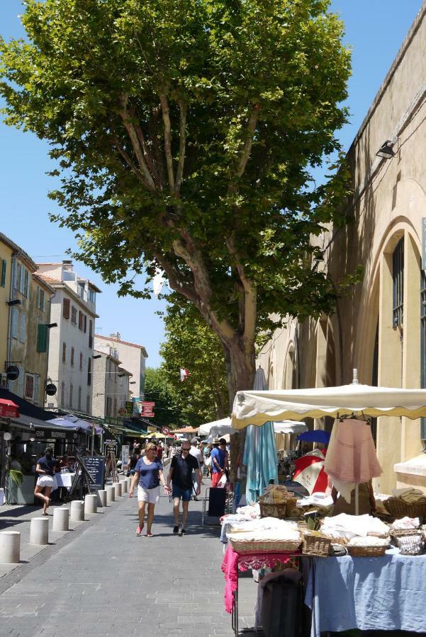 Vieille Ville 1 - Luca'S Apartment, 1 Bedroom, Max 2 Adults And 2 Kids Antibes Ngoại thất bức ảnh